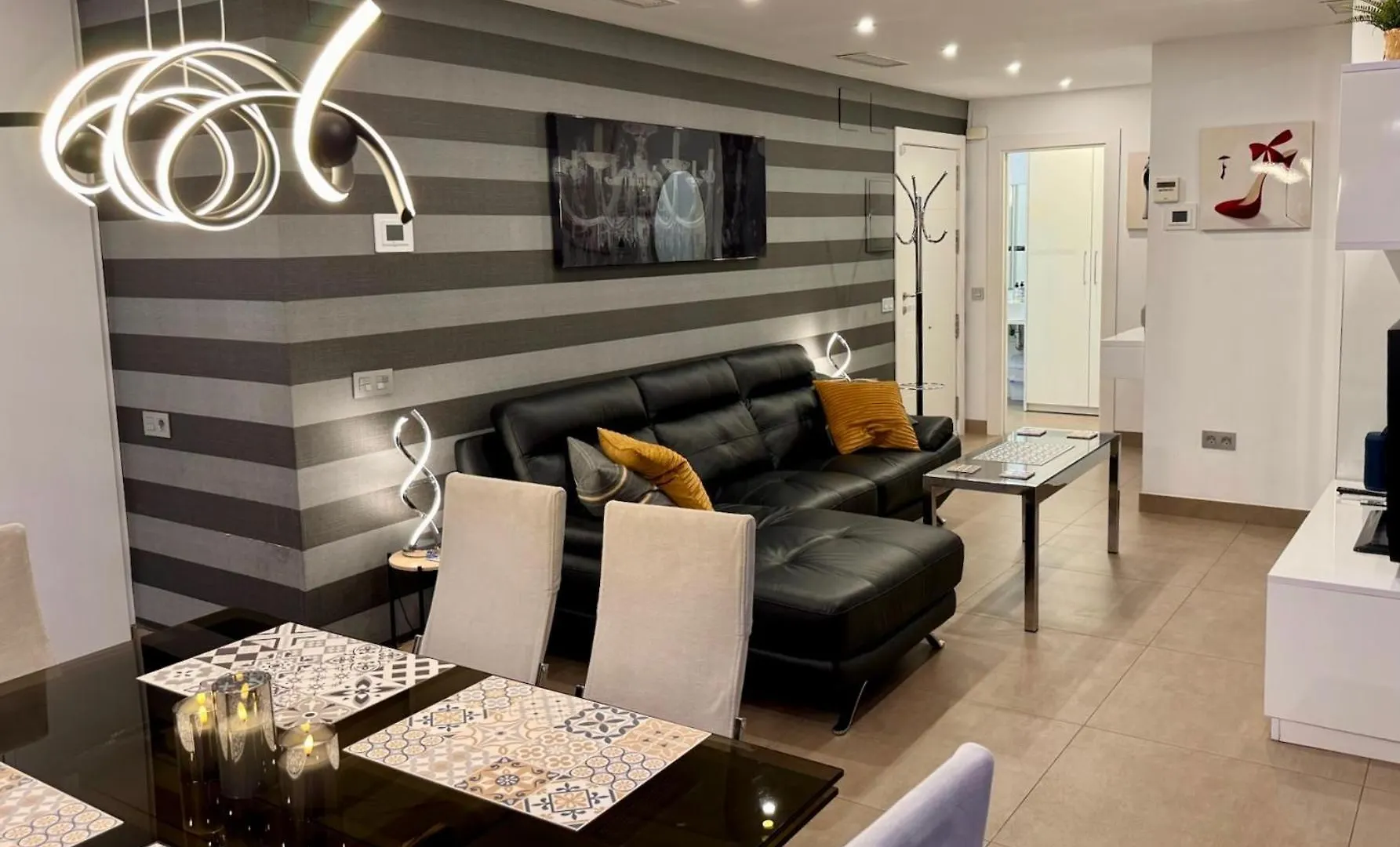 Modern Apartment In La Nogalera Torremolinos